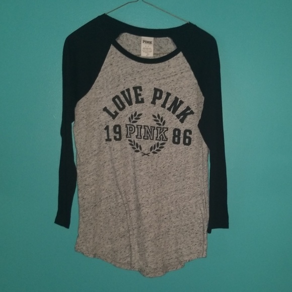 PINK Victoria's Secret Tops - 💕 PINK Long Sleeve Baseball Tee